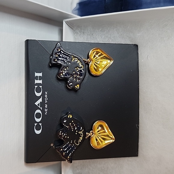 Coach Bird Earrings With Heart NWT - Picture 2 of 6